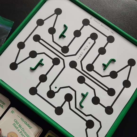 Vtg Cabbage Patch Kids Touching Tunes Magical Musical Game Parker Brothers - Picture 6 of 12